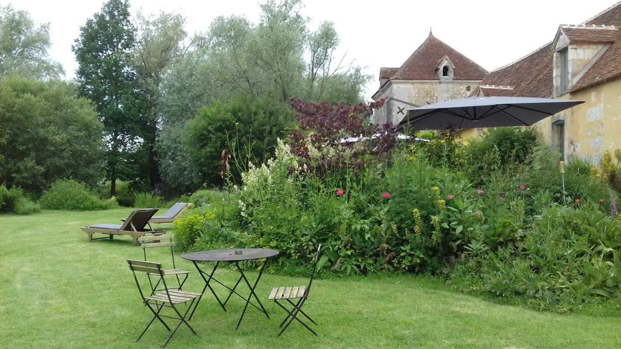 Bed and Breakfast Le Bourgis La Chapelle-Montligeon Zewnętrze zdjęcie